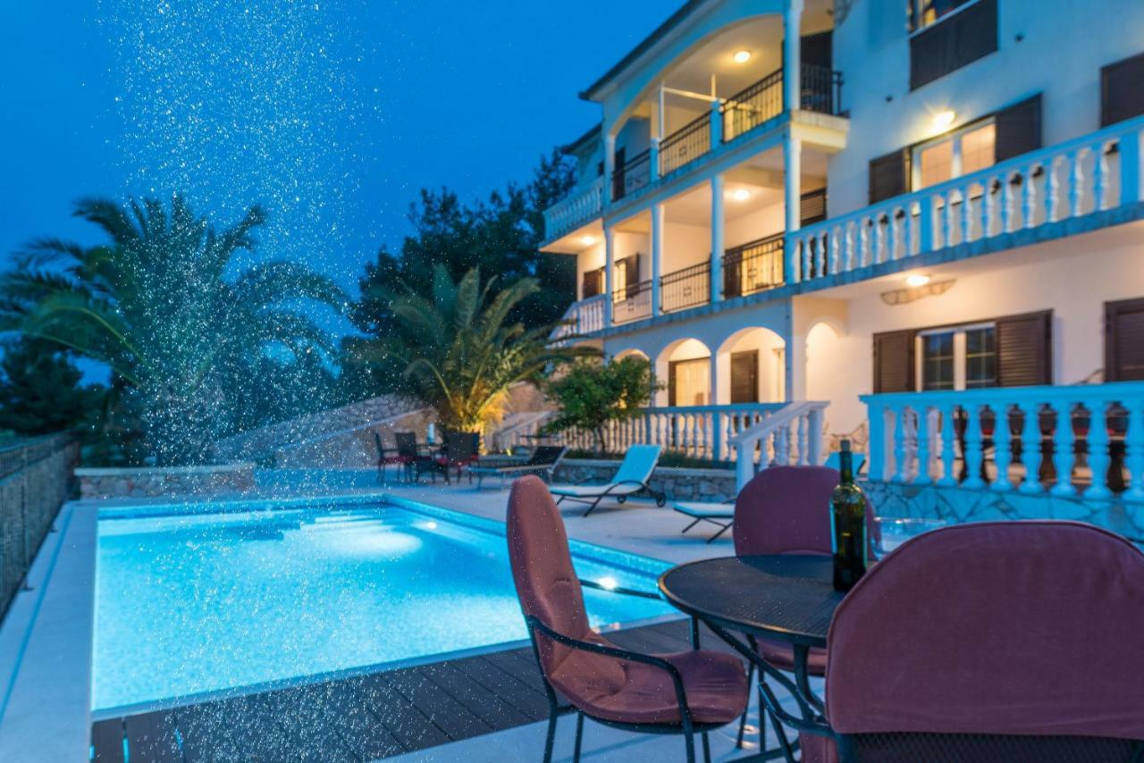 Villa Iz Veli Iž Eksteriør billede