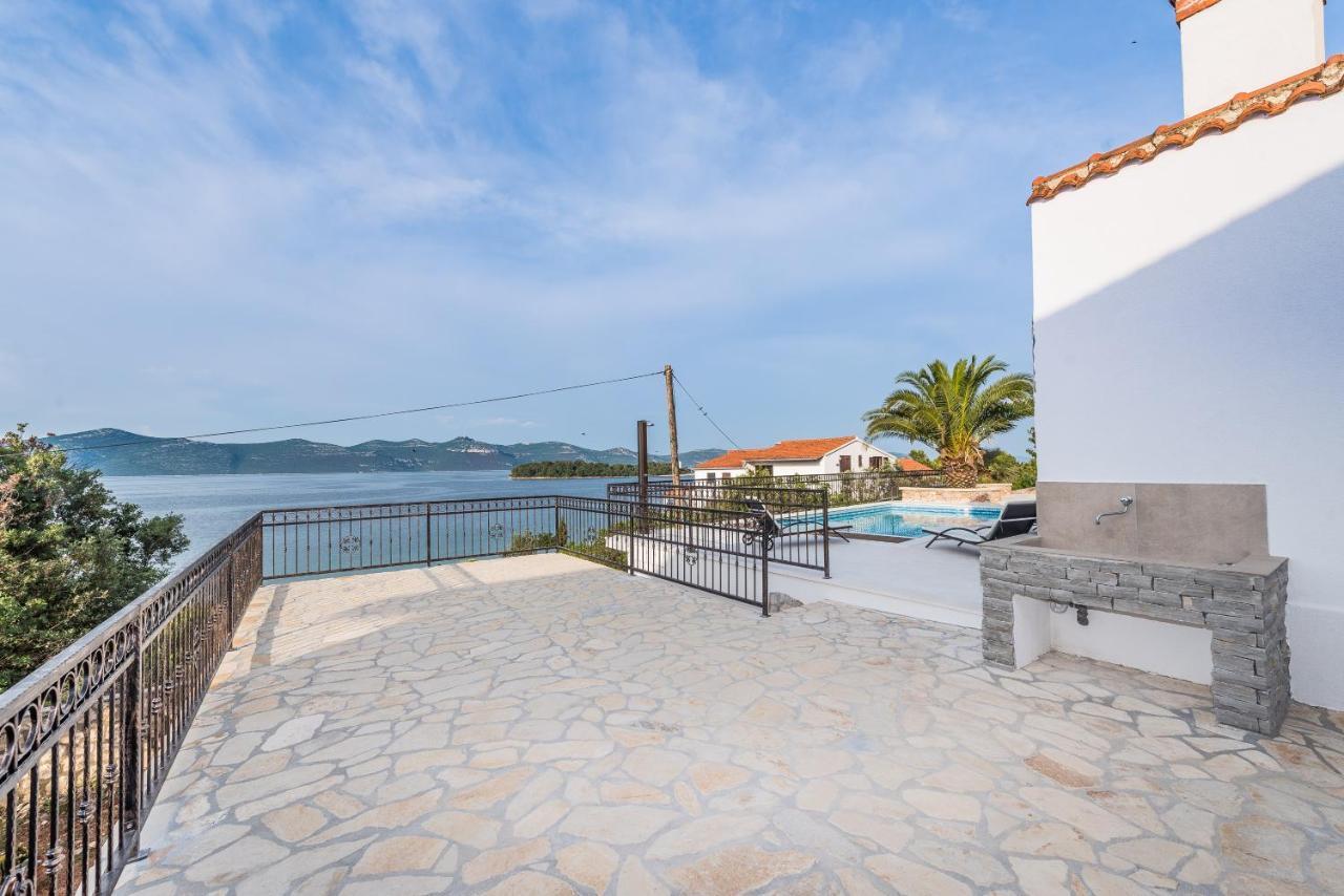 Villa Iz Veli Iž Eksteriør billede